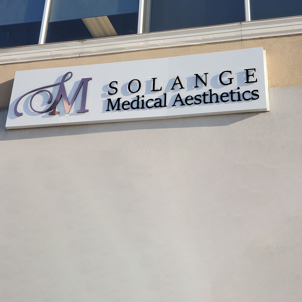 products-storefront-building-signs-gallery-img2