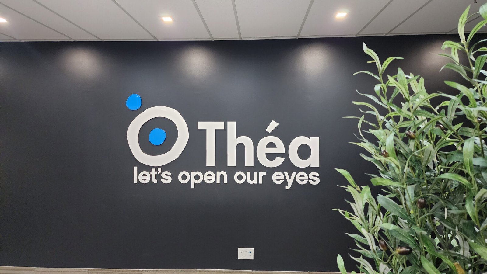 Lobby Entrance Signs